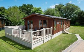 Tulip Lodge With Hot Tub